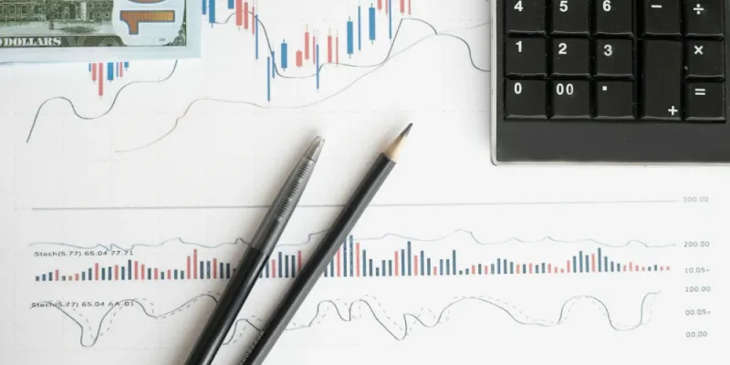 Как торговать криптовалютой с минимальными рисками: советы и стратегии